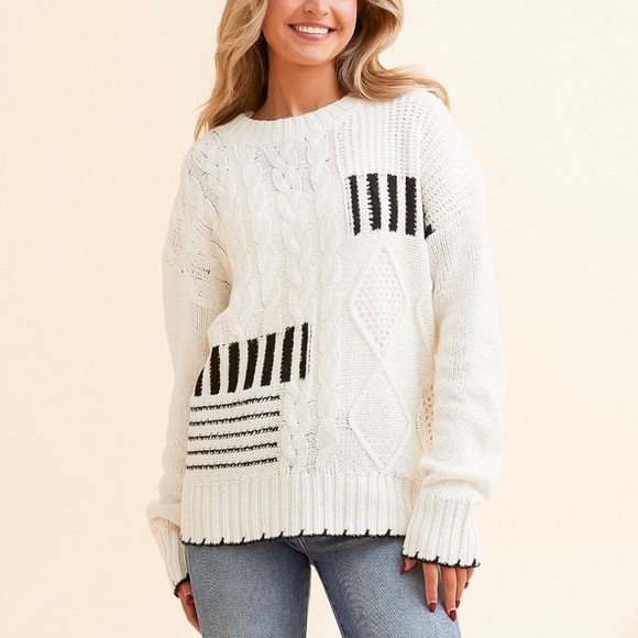 BKE Sweaters - Women's Cozy White and Black cable knit sweater in size S
